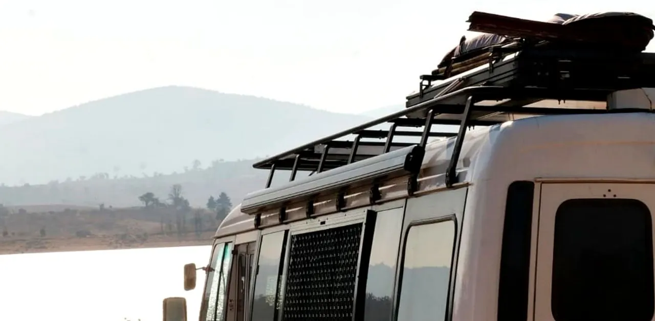Ozroofracks | Van Gutter Roof Rack